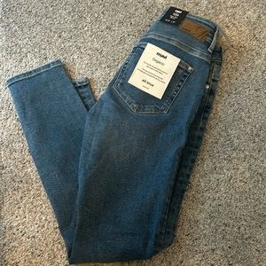 Mavi NWT “Tess” high rise skinny jeans